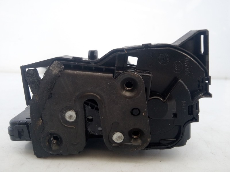 Recambio de cerradura puerta trasera derecha para renault megane iv sedán 1.3 tce 140 (lvnb) referencia OEM IAM   