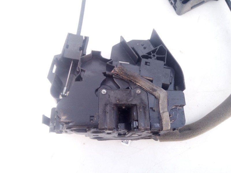 Recambio de cerradura puerta delantera derecha para renault megane iv sedán 1.3 tce 140 (lvnb) referencia OEM IAM 805023997R  