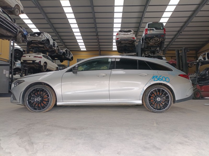 mercedes-benz cla shooting brake (x118) del año 2021