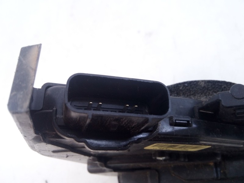 Recambio de cerradura puerta trasera derecha para kia stonic (yb) 1.0 t-gdi referencia OEM IAM 81420H8010JAU  