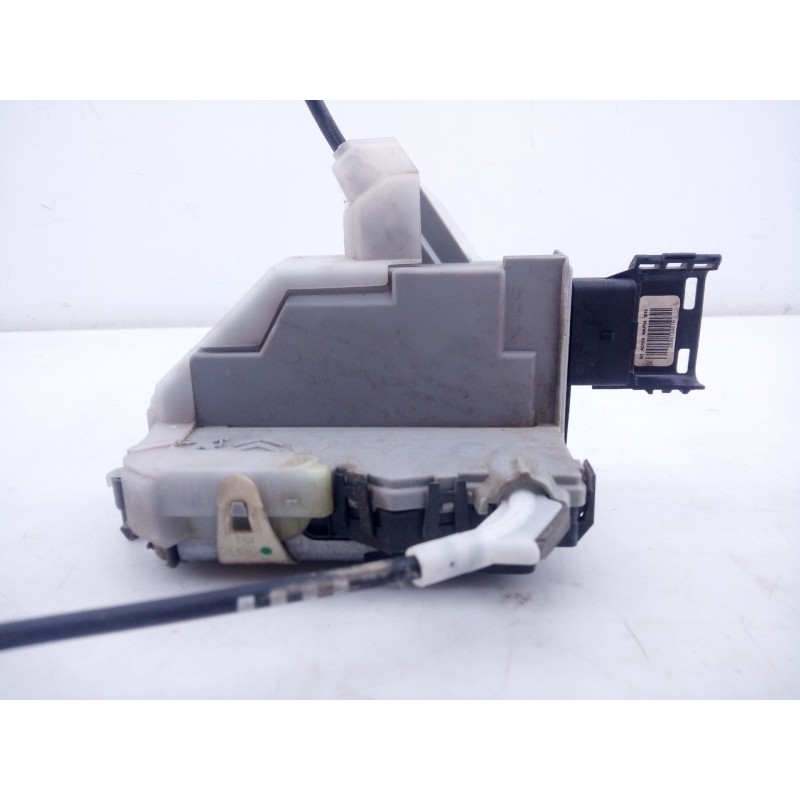 Recambio de cerradura puerta trasera derecha para peugeot 508 gt referencia OEM IAM PSA851927  