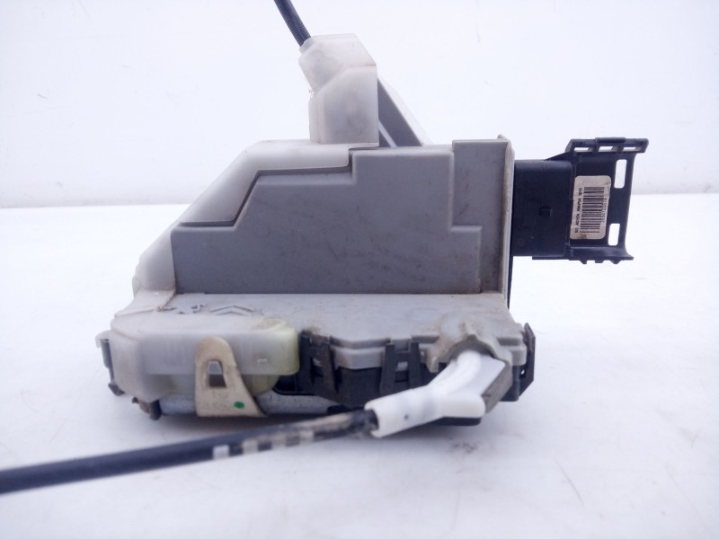 Recambio de cerradura puerta trasera derecha para peugeot 508 gt referencia OEM IAM PSA851927  