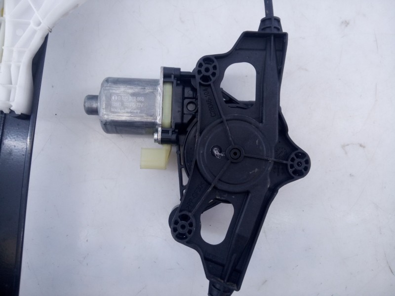 Recambio de elevalunas trasero derecho para audi a4 b9 (8w2, 8wc) 30 tdi mild hybrid referencia OEM IAM 8W0959812  