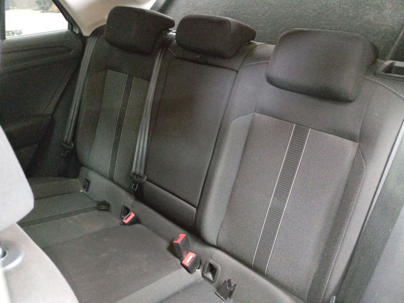 volkswagen t-roc (a11, d11) del año 2022