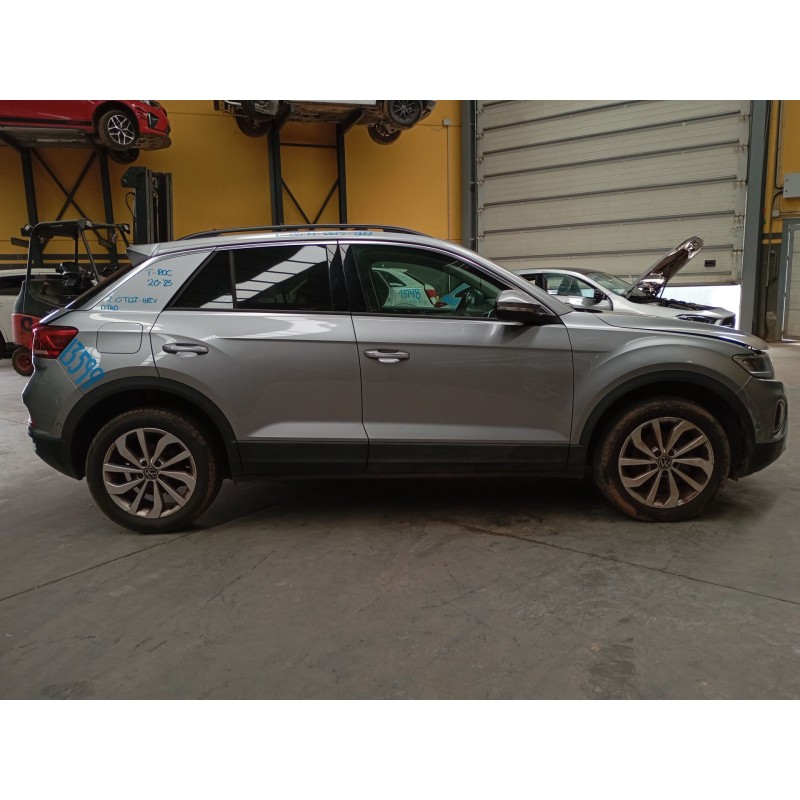 volkswagen t-roc (a11, d11) del año 2022