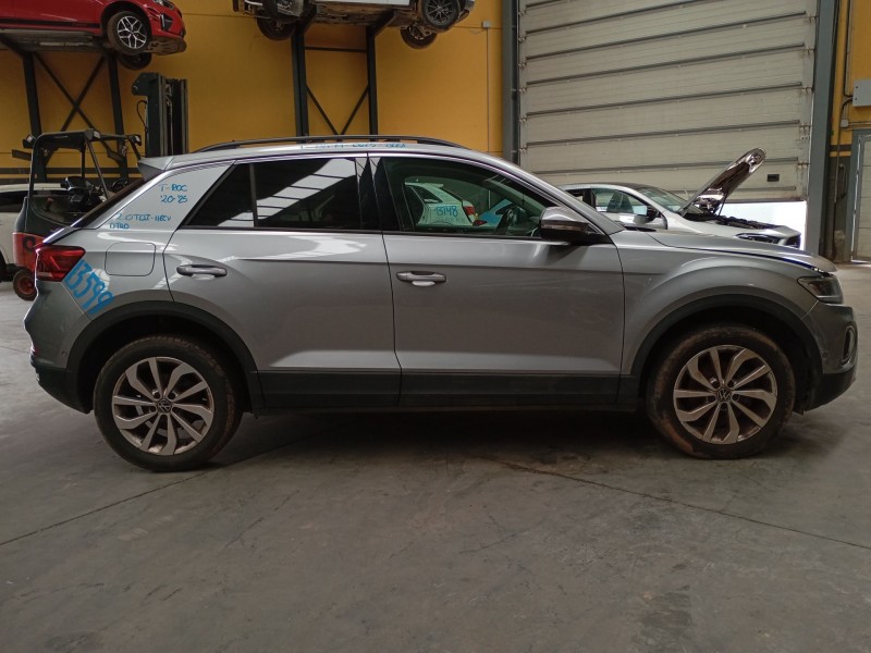 volkswagen t-roc (a11, d11) del año 2022
