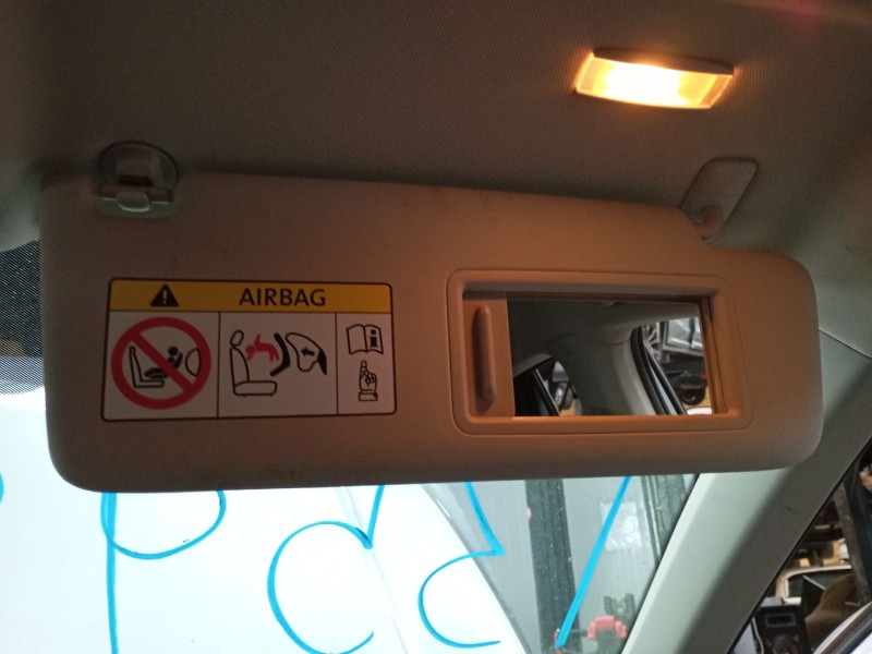 Recambio de parasol derecho para volkswagen t-roc (a11, d11) 2.0 tdi scr referencia OEM IAM   