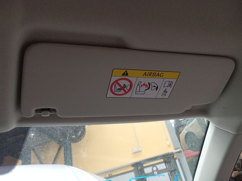 Recambio de parasol derecho para volkswagen t-roc (a11, d11) 2.0 tdi scr referencia OEM IAM   