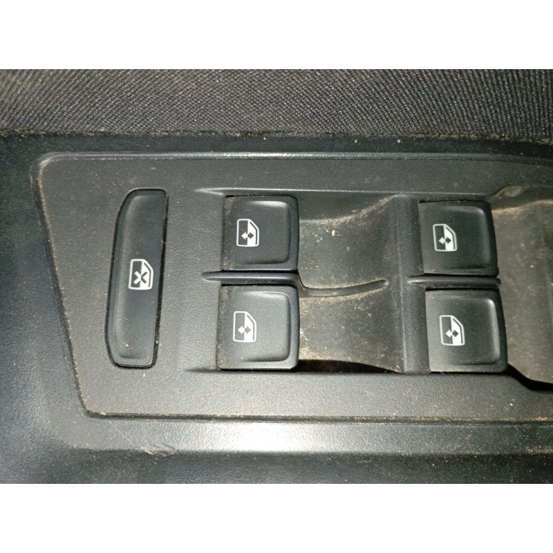 Recambio de mando elevalunas delantero izquierdo para volkswagen t-roc (a11, d11) 2.0 tdi scr referencia OEM IAM   