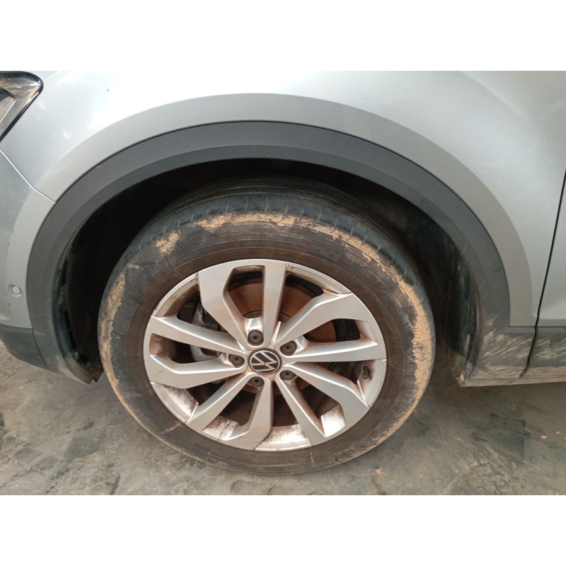 Recambio de aletin delantero izquierdo para volkswagen t-roc (a11, d11) 2.0 tdi scr referencia OEM IAM   