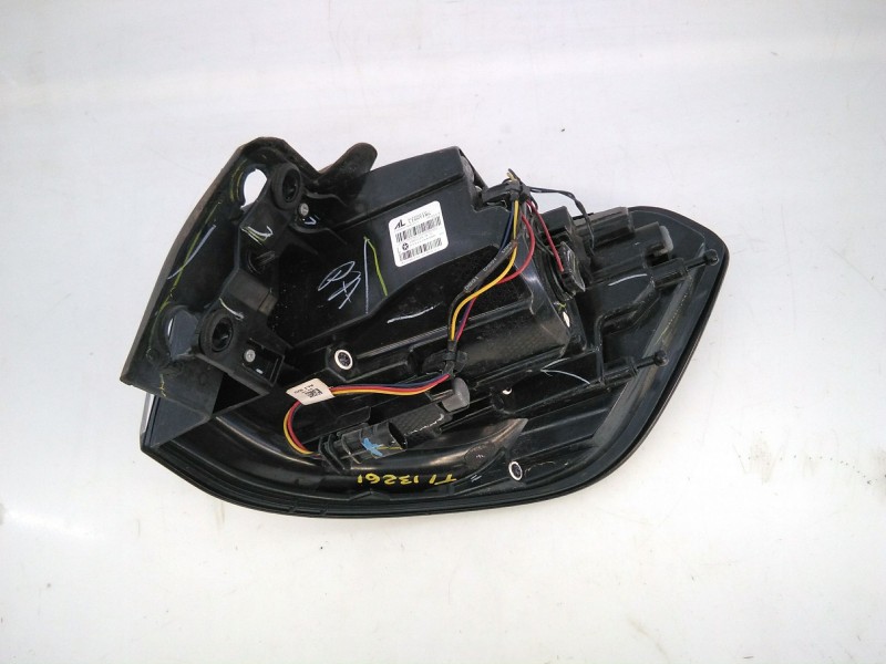 Recambio de piloto trasero izquierdo para jeep compass (mp, m6, mv, m7) 1.4 multiair referencia OEM IAM 68517552AA  