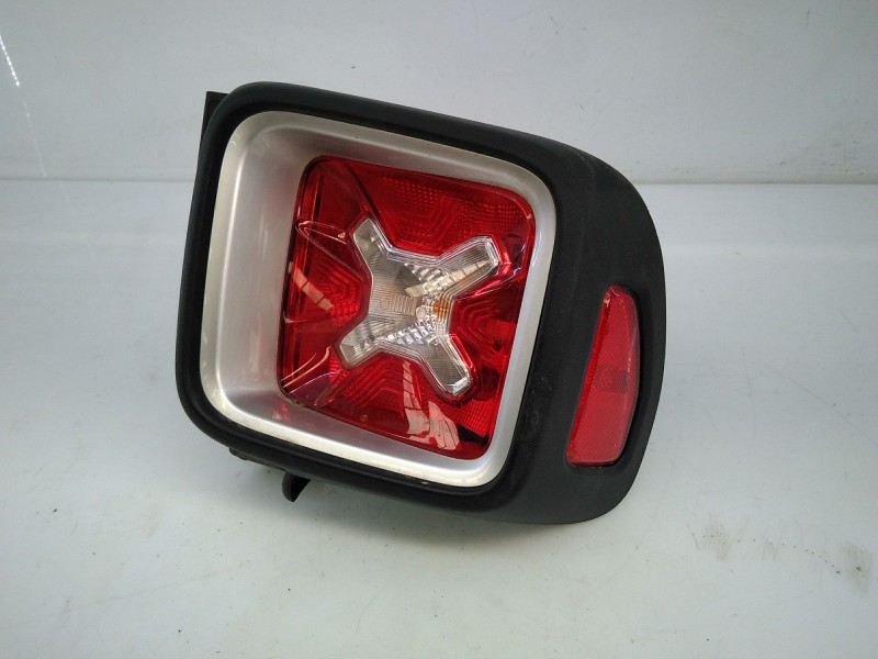 Recambio de piloto trasero derecho para jeep renegade suv (bu, b1, bv) 1.4 4x4 referencia OEM IAM   