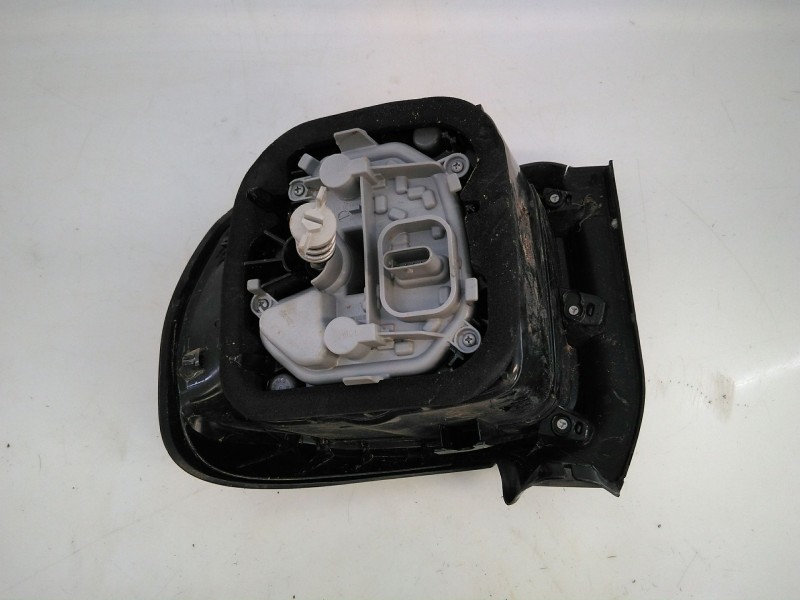 Recambio de piloto trasero derecho para jeep renegade suv (bu, b1, bv) 1.4 4x4 referencia OEM IAM   