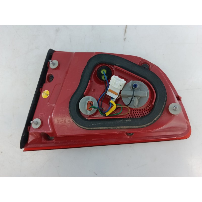 Recambio de piloto trasero izquierdo porton para kia rio (yb) concept referencia OEM IAM 92403H8  