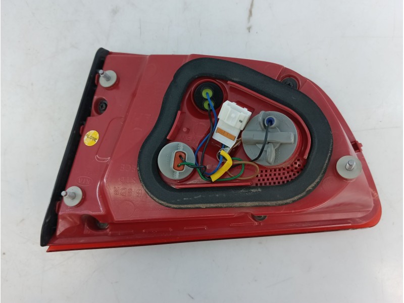 Recambio de piloto trasero izquierdo porton para kia rio (yb) concept referencia OEM IAM 92403H8  