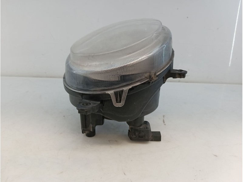 Recambio de faro derecho para chrysler jeep patriot limited referencia OEM IAM 1A9983211  