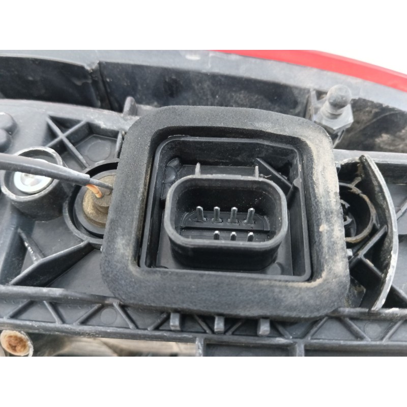 Recambio de piloto trasero derecho para opel combo d 1.6 16v cdti referencia OEM IAM   