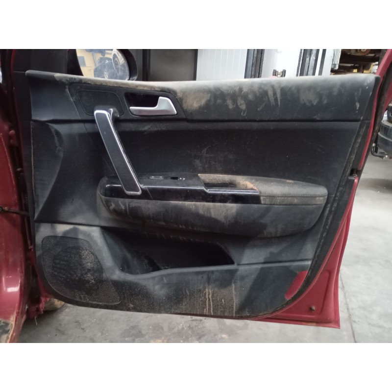 Recambio de guarnecido puerta delantera derecha para kia sportage iv (ql, qle) 1.6 gdi referencia OEM IAM   