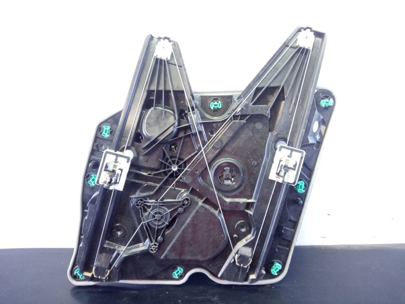 Recambio de elevalunas delantero izquierdo para skoda octavia iv combi (nx5, pv5) 2.0 tdi referencia OEM IAM 5E3837655B  