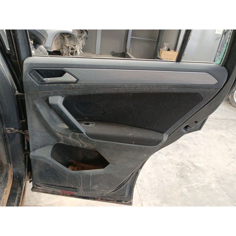 Recambio de guarnecido puerta trasera derecha para volkswagen tiguan (ad1, ax1) 2.0 tdi referencia OEM IAM   