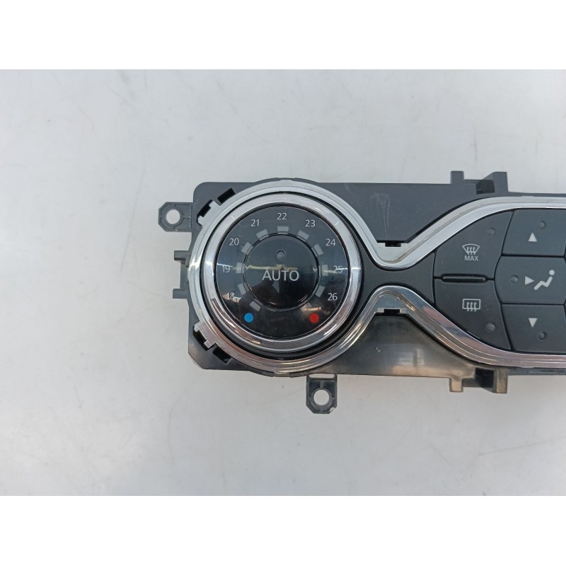 Recambio de mando climatizador para renault captur i (j5_, h5_) 1.5 dci 90 referencia OEM IAM E1071162E  