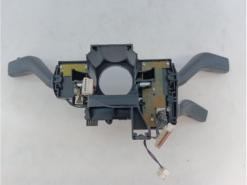 Recambio de mando intermitentes para volkswagen passat cc passat cc referencia OEM IAM   