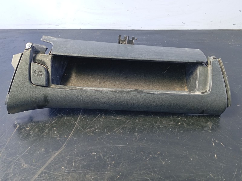 Recambio de guantera para toyota rav 4 (a3) active referencia OEM IAM   