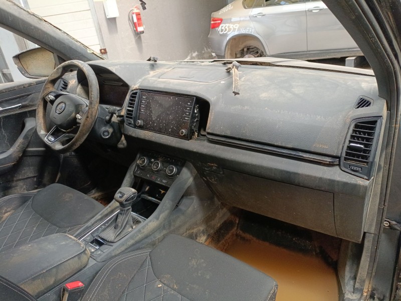 skoda karoq (nu7, nd7) del año 2021