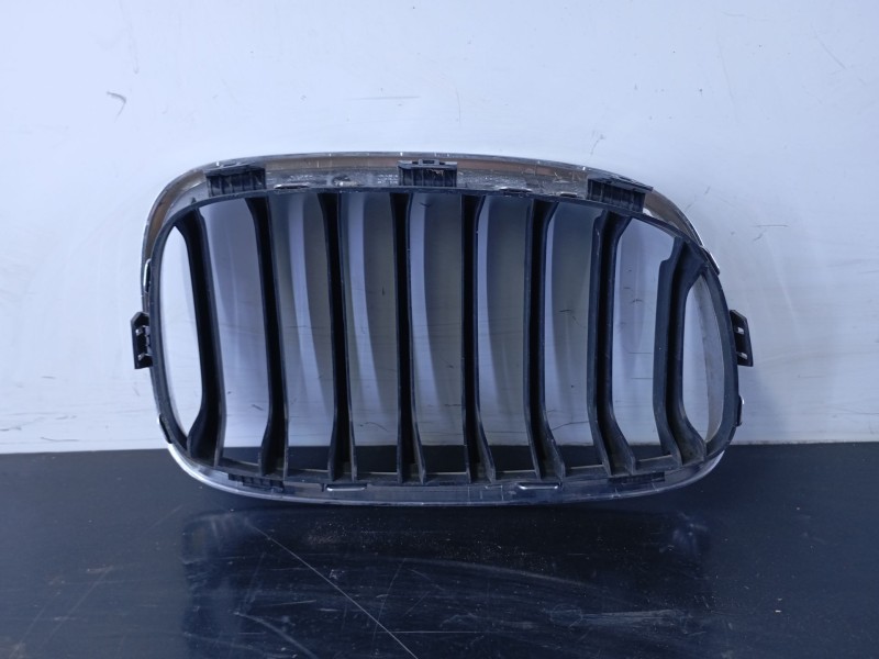Recambio de rejilla delantera para bmw serie 1 lim. (f20) 116d referencia OEM IAM   