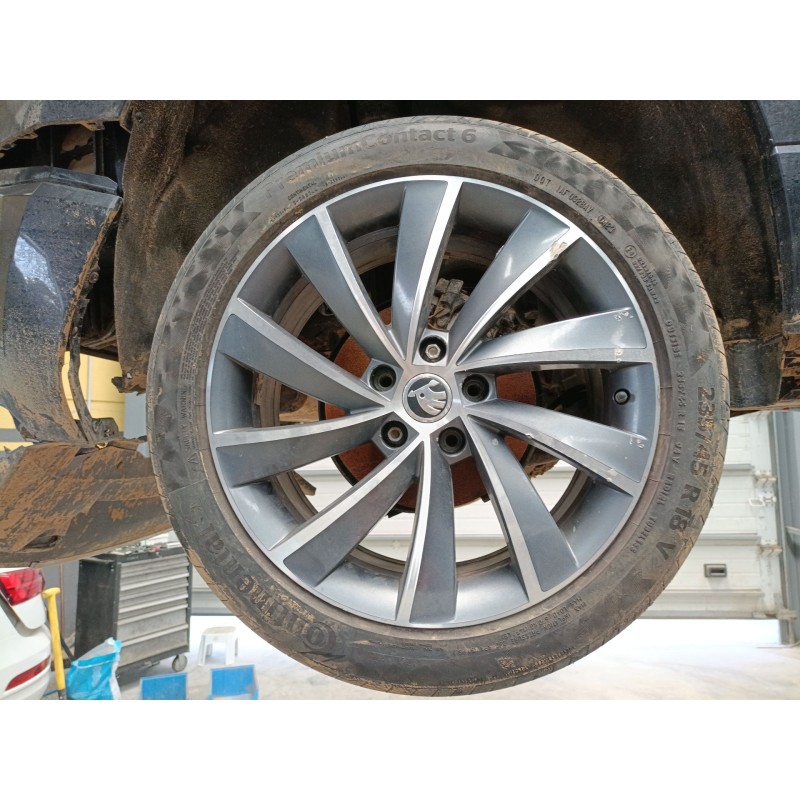 Recambio de llanta para skoda karoq (nu7, nd7) 1.5 tsi referencia OEM IAM 235/45/18  