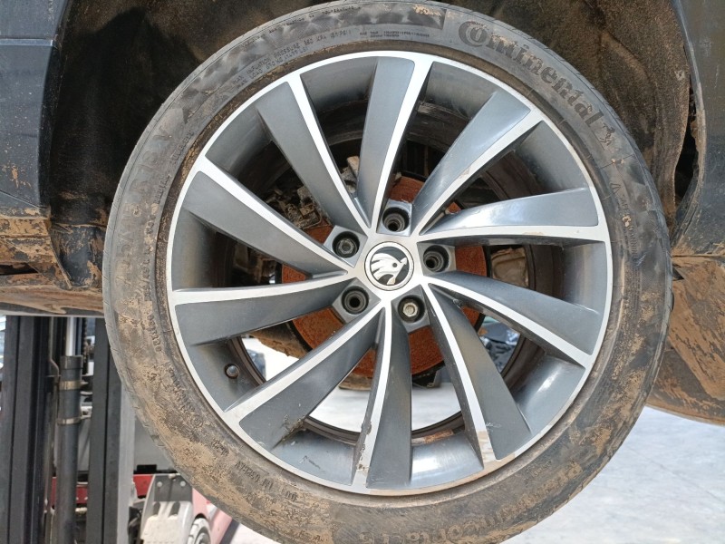 Recambio de llanta para skoda karoq (nu7, nd7) 1.5 tsi referencia OEM IAM 235/45/18  