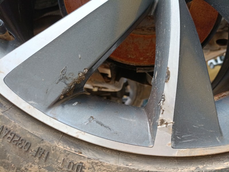 Recambio de llanta para skoda karoq (nu7, nd7) 1.5 tsi referencia OEM IAM 235/45/18  