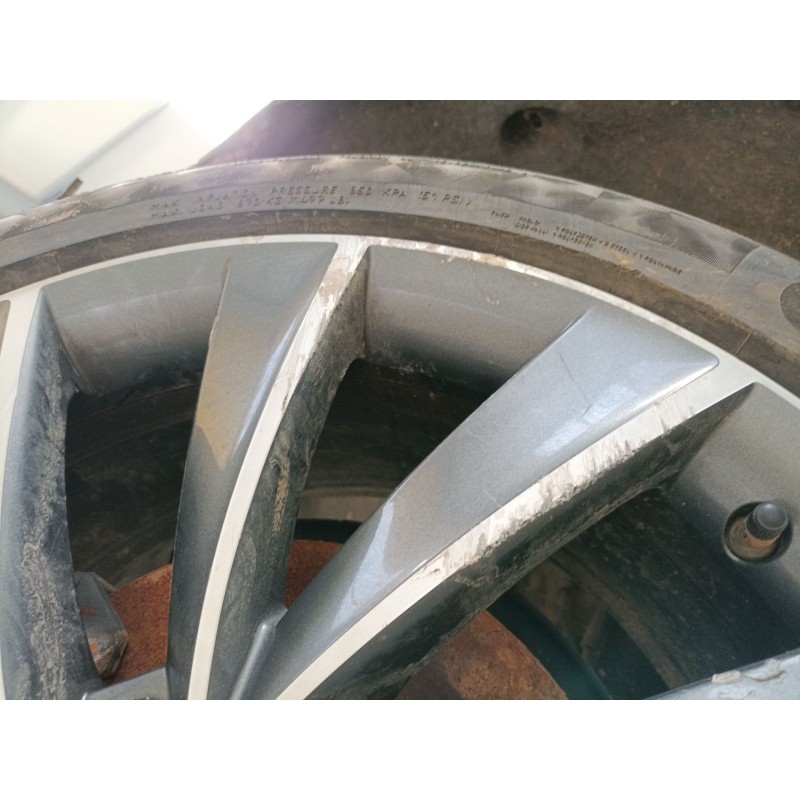 Recambio de llanta para skoda karoq (nu7, nd7) 1.5 tsi referencia OEM IAM 235/45/18  