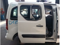 PUERTA LATERAL CORREDERA DERECHA 