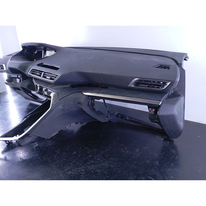 Recambio de salpicadero para peugeot 3008 gt line referencia OEM IAM   