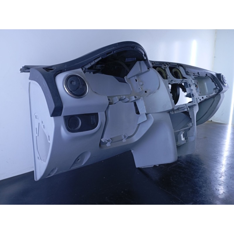 Recambio de salpicadero para dacia sandero ambiance referencia OEM IAM   