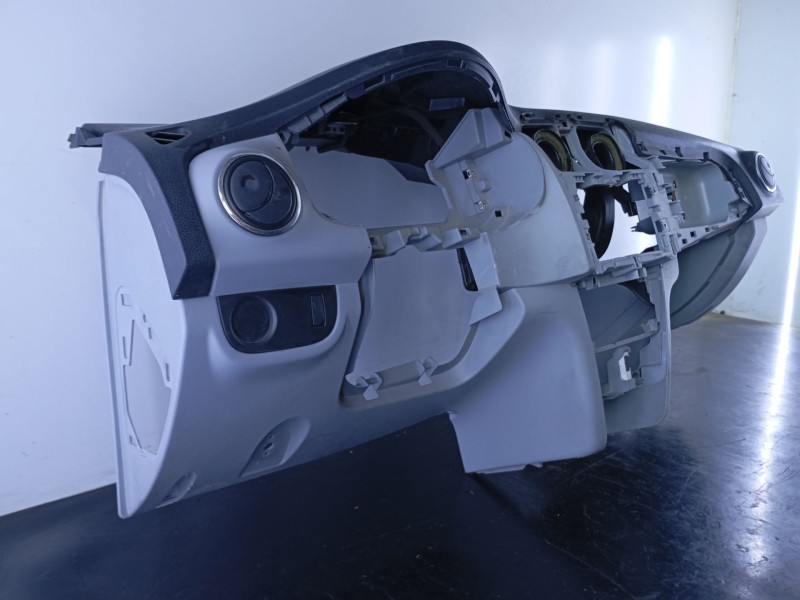 Recambio de salpicadero para dacia sandero ambiance referencia OEM IAM   