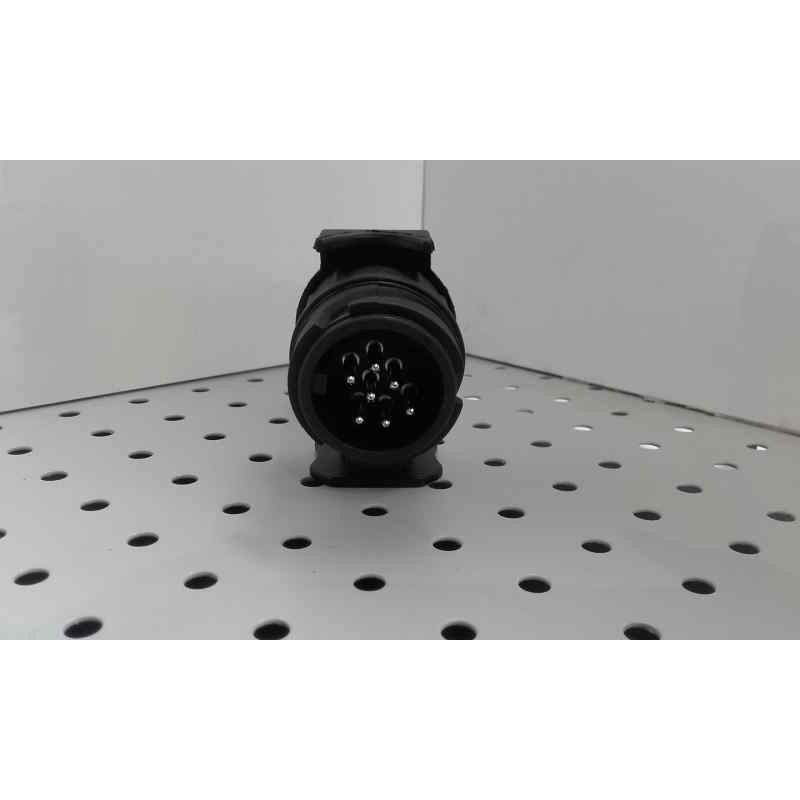 Recambio de accesorios auto para universal elect. y accs. adaptador clavija 13p/7p 12v. referencia OEM IAM E13A7R NUEVO T1-5-A2-