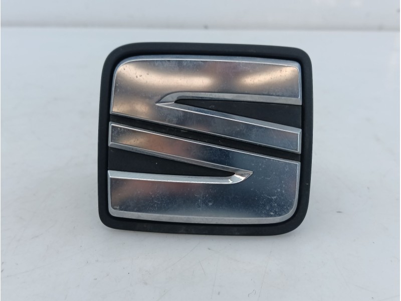 Recambio de maneta exterior porton para seat ibiza v (kj1, kjg) 1.0 tsi referencia OEM IAM 6F0827565  