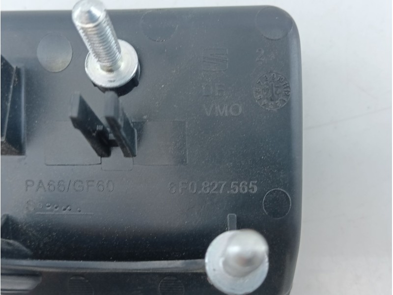 Recambio de maneta exterior porton para seat ibiza v (kj1, kjg) 1.0 tsi referencia OEM IAM 6F0827565  