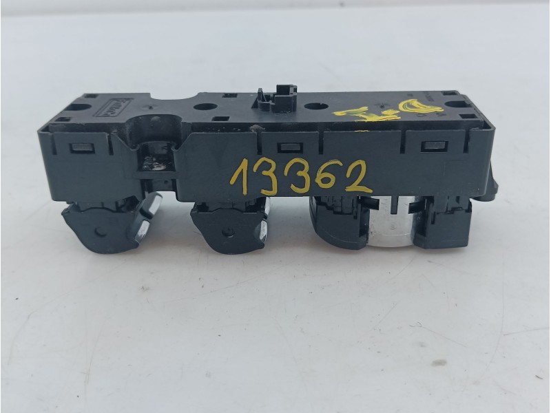 Recambio de mando elevalunas delantero izquierdo para ford ecosport 1.0 ecoboost referencia OEM IAM   