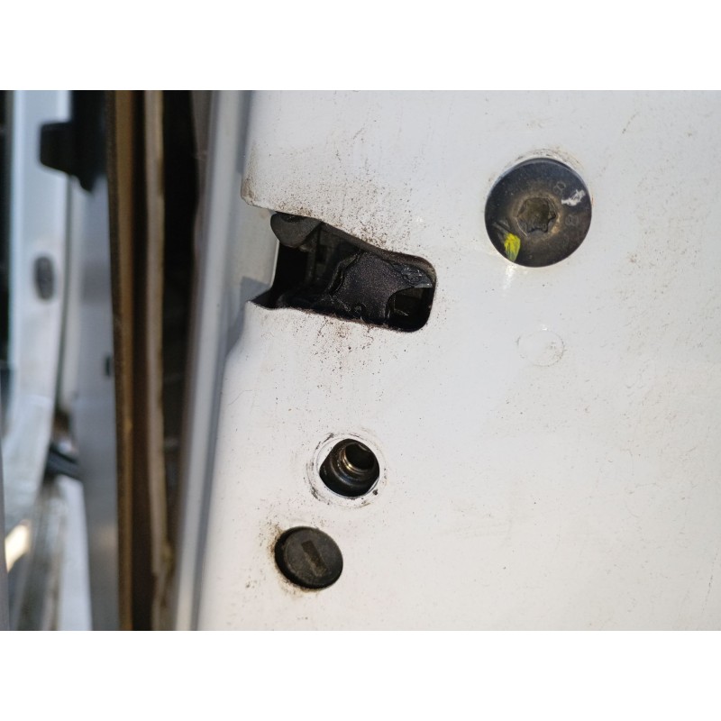 Recambio de cerradura puerta trasera derecha para fiat scudo furgoneta 2.0 multijet 145 (506) referencia OEM IAM   