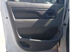 GUARNECIDO PUERTA DELANTERA IZQUIERDA 