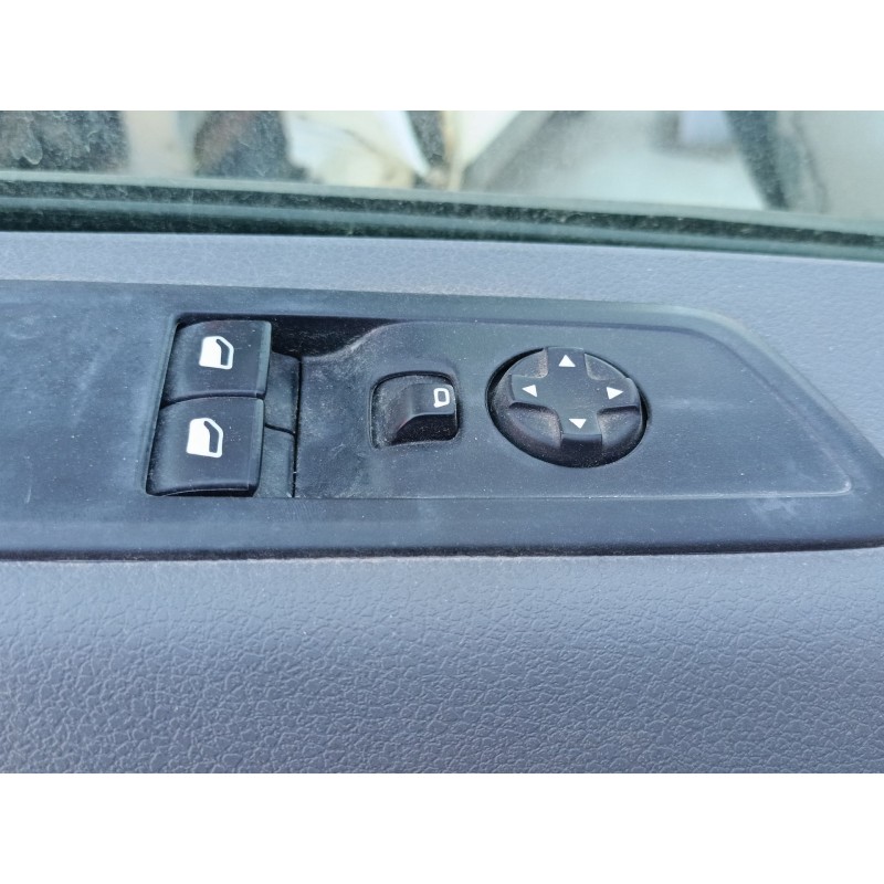 Recambio de mando elevalunas delantero izquierdo para citroën jumpy iii furgoneta (v_) 1.5 bluehdi 100 referencia OEM IAM   