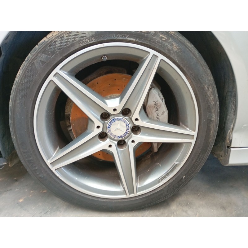 Recambio de juego llantas para mercedes-benz clase c (w205) c 220 bluetec / d (205.002, 205.004) referencia OEM IAM 225/45/18 24