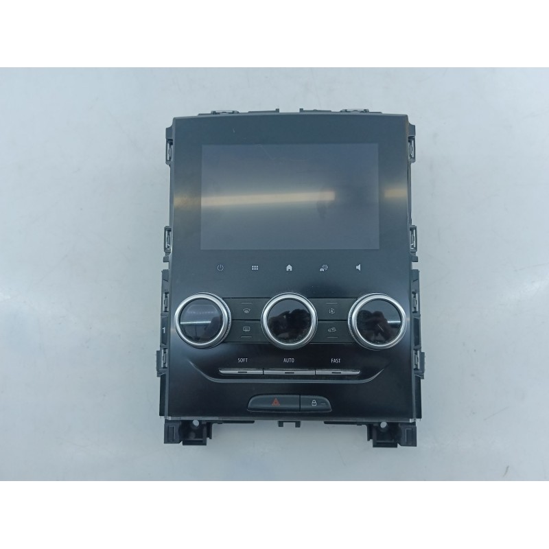 Recambio de sistema navegacion gps para renault megane iv sedán 1.3 tce 140 (lvnb) referencia OEM IAM   