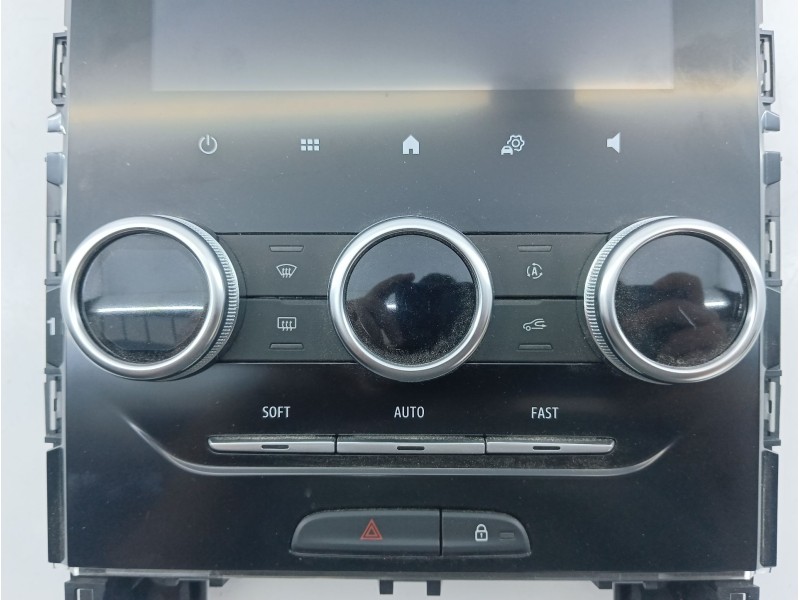 Recambio de sistema navegacion gps para renault megane iv sedán 1.3 tce 140 (lvnb) referencia OEM IAM   