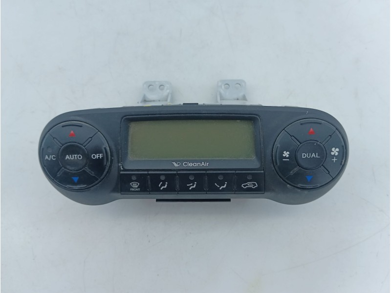 Recambio de mando climatizador para hyundai ix35 classic 2wd referencia OEM IAM 972502Y301  
