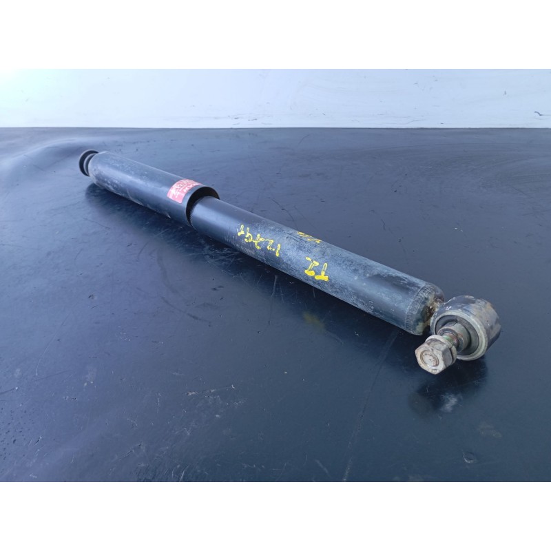 Recambio de amortiguador trasero izquierdo para mitsubishi montero (v60/v70) glx referencia OEM IAM 349057KYB  