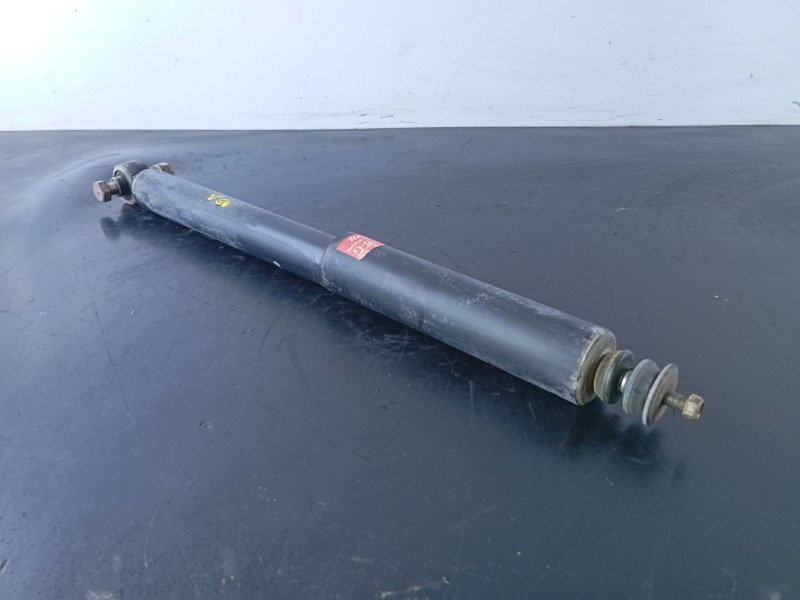 Recambio de amortiguador trasero izquierdo para mitsubishi montero (v60/v70) glx referencia OEM IAM 349057KYB  